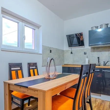 Leny With Pool Villa Sukošan