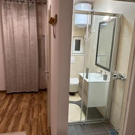 Villa Leny With Pool