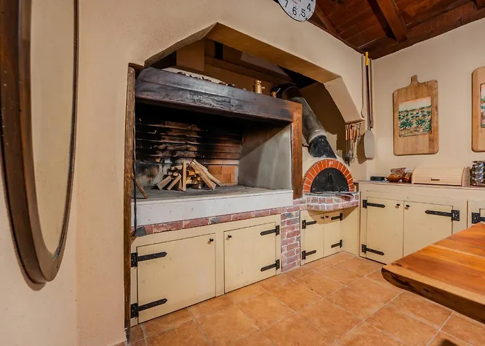 Leny With Pool Villa *