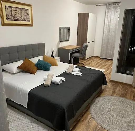 Villa Leny With Pool *