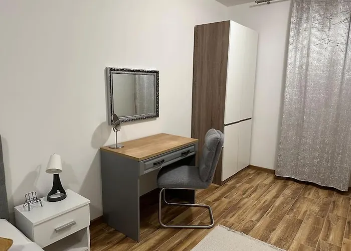 Villa Leny With Pool Sukošan